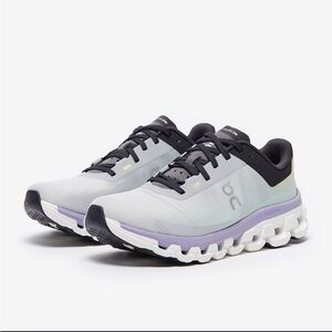 On Running Women's Cloudflow 4 - Fade and Wisteria